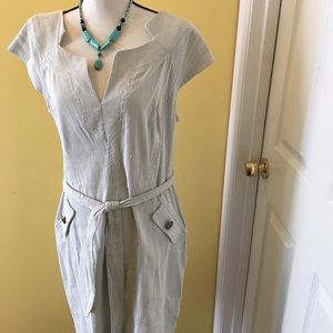 Beautiful gray and with dress Nwot.